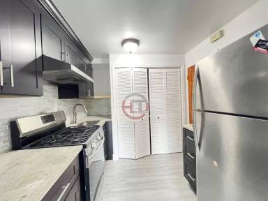 Main picture of 3264 Layton Ave