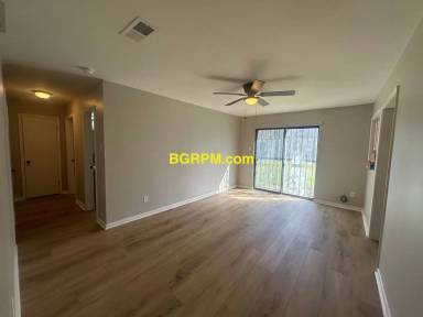 Main picture of 9 Bradburn Rd