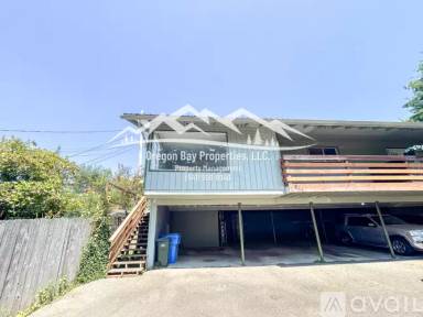 Main picture of 609 Crestview Dr