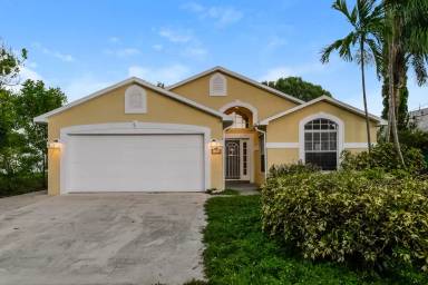 Main picture of 6285 Lauderdale St