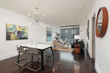 Main picture of 818 Van Ness Ave