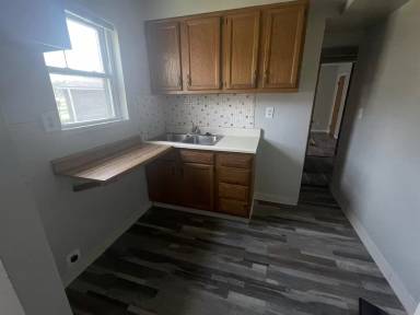 Main picture of 2295 Warrensville Center Road - 2