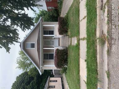 Main picture of 744 Cawood St