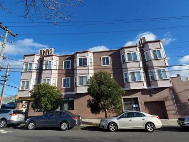 Main picture of 805 Rutland St
