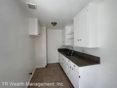 Main picture of 8118 S Western Ave
