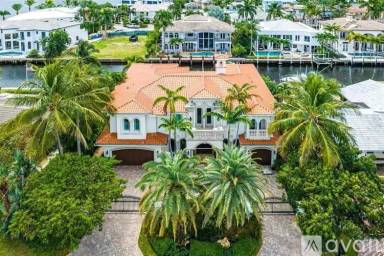 Main picture of 864 Berkeley St