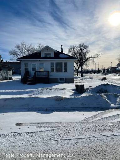 Main picture of 301 3rd Ave NE