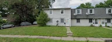 Main picture of 233 26th Ave NE
