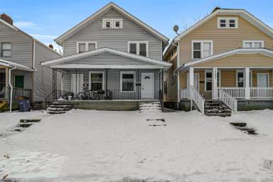 Main picture of 1565 Duxberry Ave