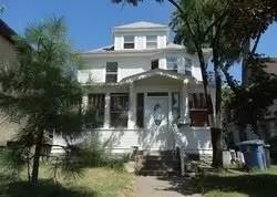 Main picture of 611 4th St SE