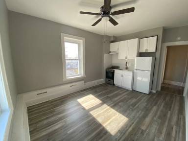 Main picture of 201 Lareine Ave