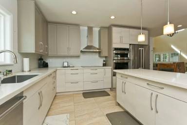 Main picture of 4162 Puu Panini Ave