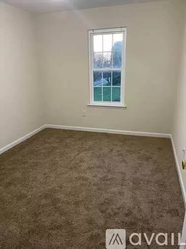 Main picture of 548 Congressional Dr