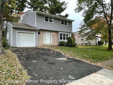 Main picture of 402 Darwin Dr