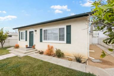 Main picture of 178 Ebony Ave