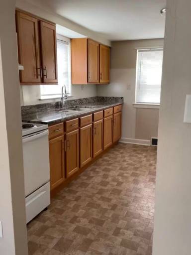 Main picture of 34 Race St