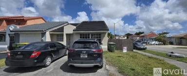 Main picture of 1139 SE 13th Ave