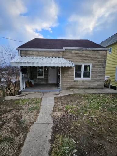 Main picture of 740 Large Ave