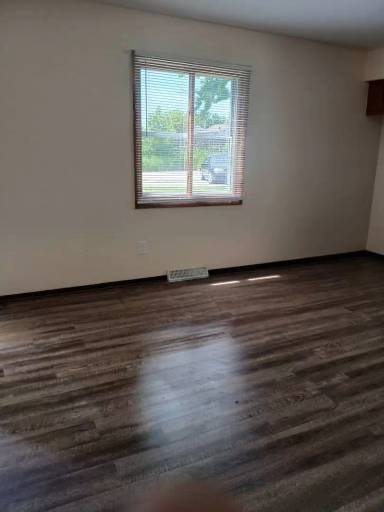 Main picture of 9529 W Bradley Rd
