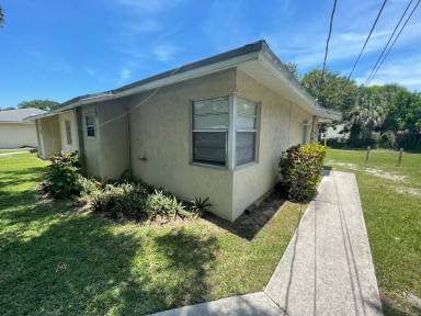 Main picture of 306 S 14th St
