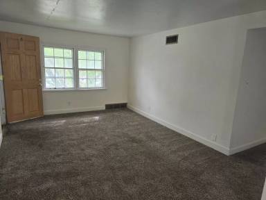 Main picture of 2917 2nd Ave