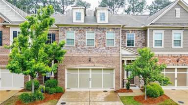 Main picture of 112 Bradford Dr