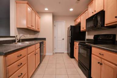 Main picture of Capstone Drive