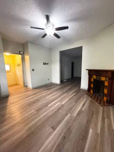 Main picture of 1145 Park Ave