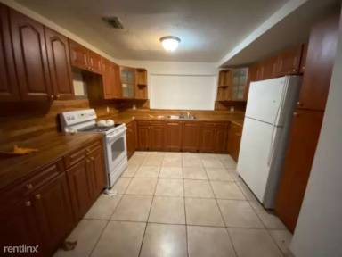 Main picture of 19821 NW 52nd Ave