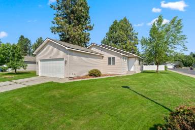 Main picture of 117 Pinecrest Ln
