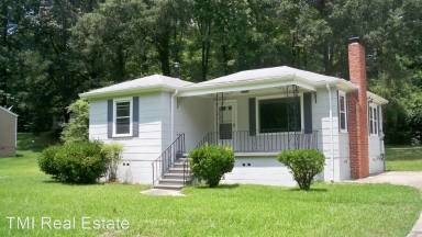 Main picture of 108 14th Ave NW