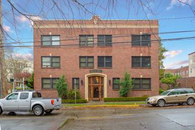 Main picture of 603 3rd Ave W