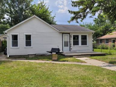 Main picture of 27485 Kaufman St