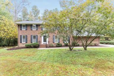 Main picture of 6824 Branton Dr
