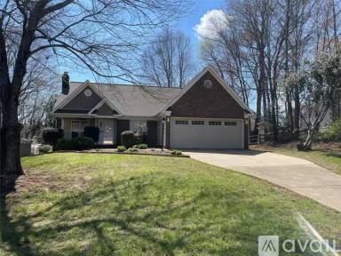 Main picture of 7118 Hunters Bluff Dr