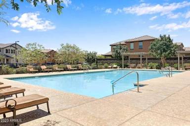 Main picture of 1286 N 165th Ave
