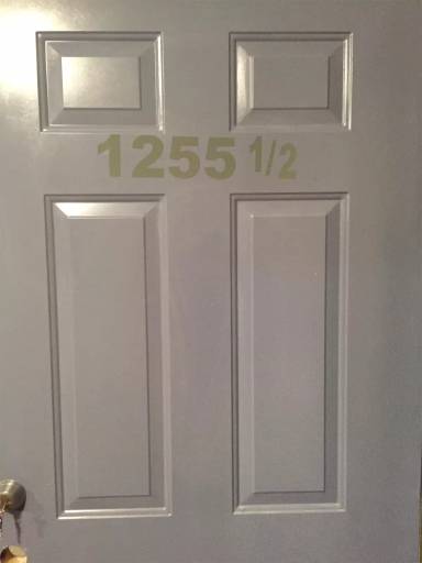 Main picture of 1255 1/2 S Main St