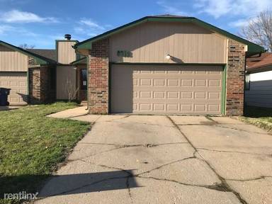 Main picture of 8612 W 15th St N