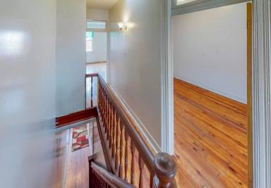Main picture of 1625 Darley Ave