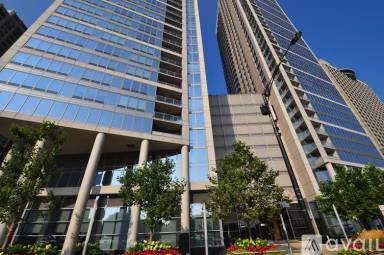 Main picture of 600 N Lake Shore Dr Condos