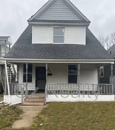 Main picture of 1131 Montrose Ave