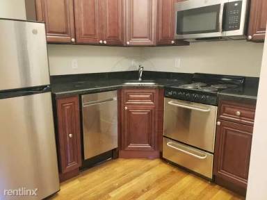 Main picture of 131 Orchard St