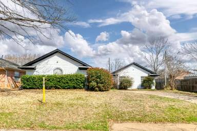 Main picture of 5603 Fireside Dr