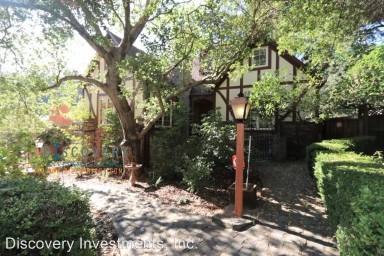 Main picture of 1734 Woodhaven Way