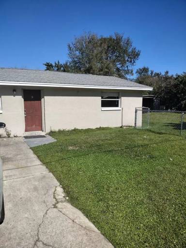 Main picture of 9315 Loras St