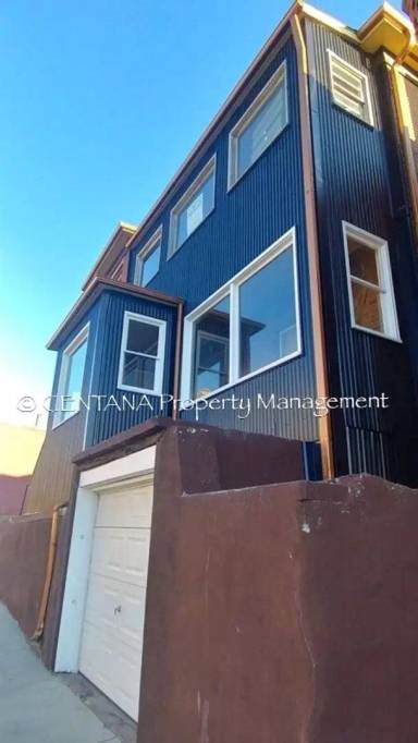 Main picture of 502 W Park St