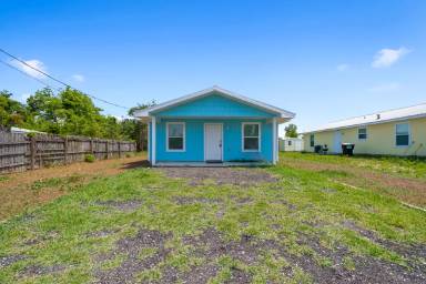 Main picture of 3109 E 2nd Plz
