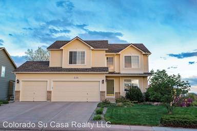 Main picture of 530 Oxbow Dr