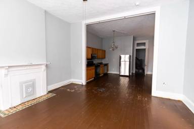 Main picture of 212 Bosley St