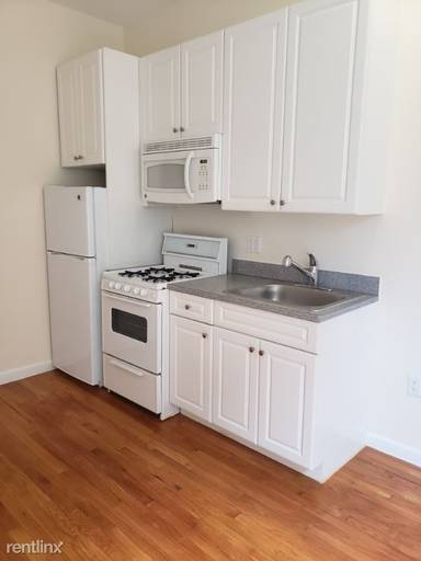 Main picture of 53 W 72nd St